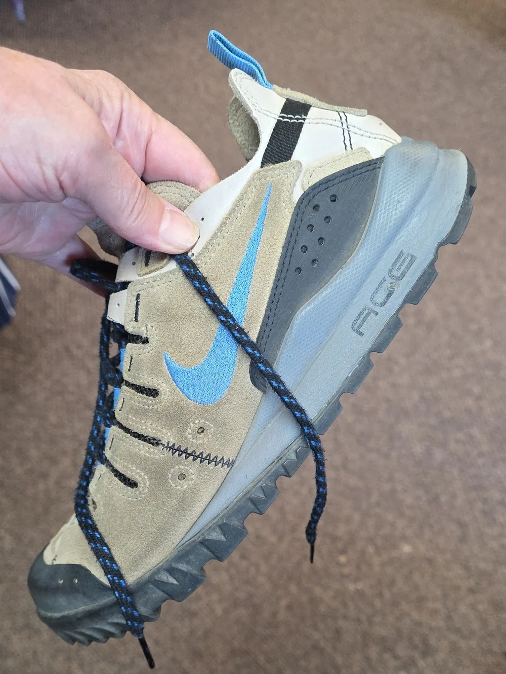 Nike ACG Hiking Sneakers Used Size 8.5